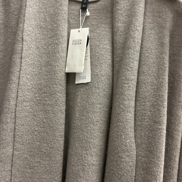 NEW EILEEN FISHER 
WOOL Coat 🧥  Gorgeous color 
APROX PIT - PIT 27”
LENGTH 45” - Picture 16 of 16